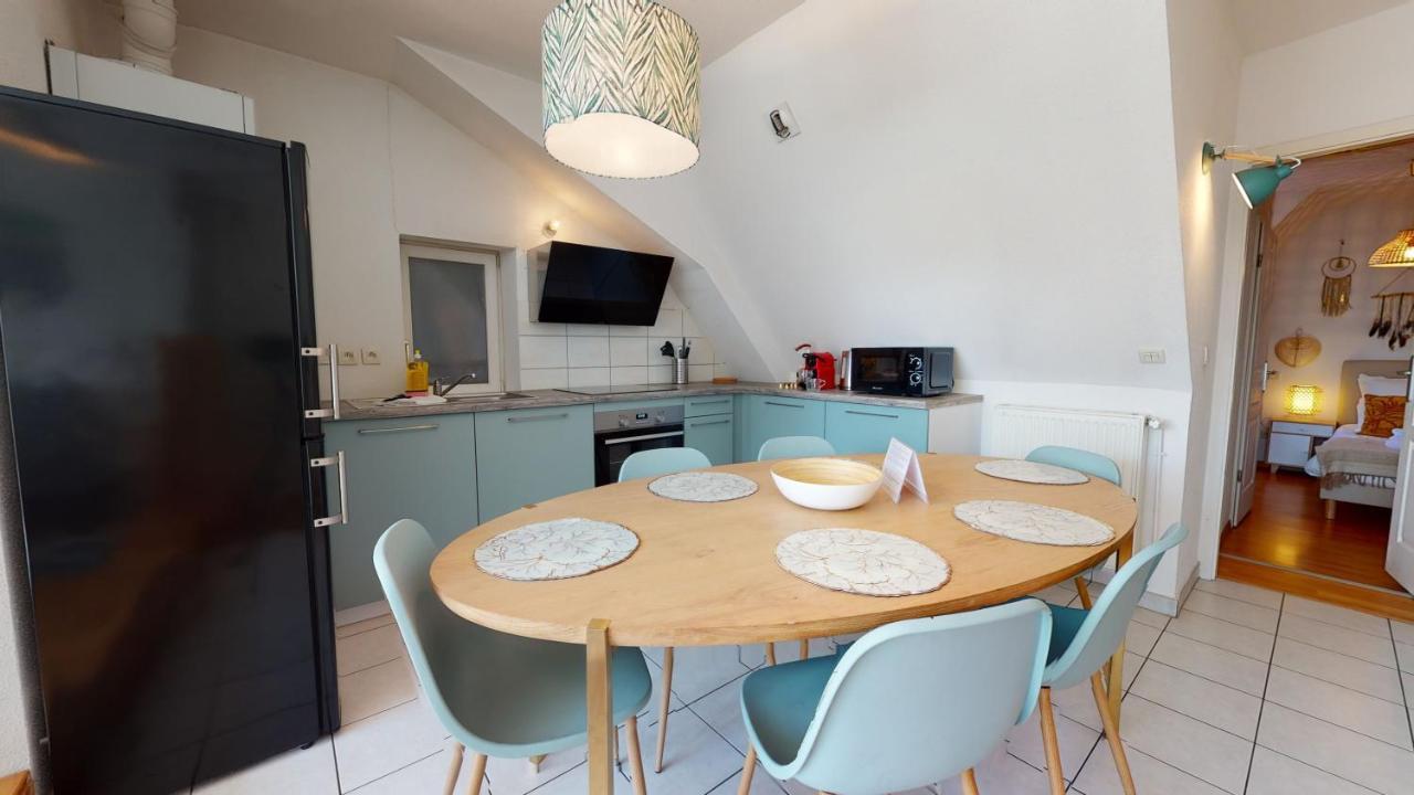 Apartamento Duplex Des Dominicains - 1 Parking Gratuit - Hypercentre 6 Personnes Colmar Exterior foto